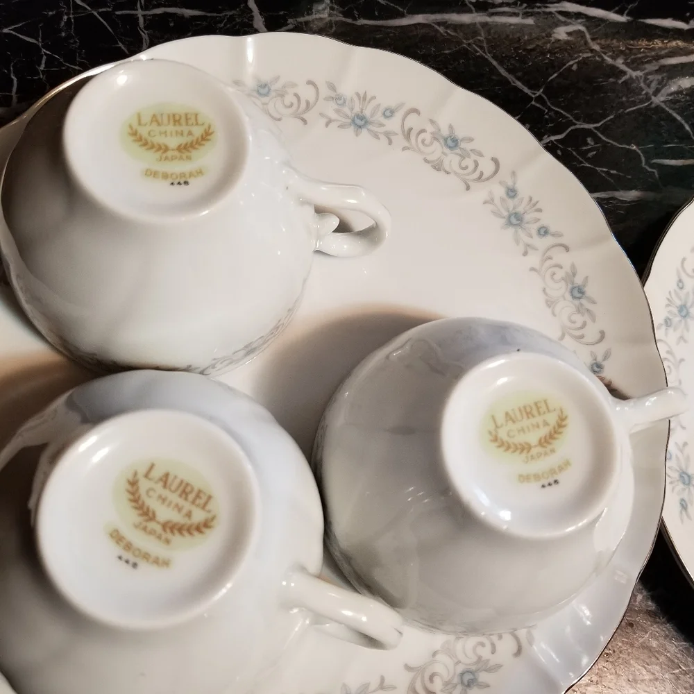 Set of 4 China  set, Laurel China. - Picture 3 of 4